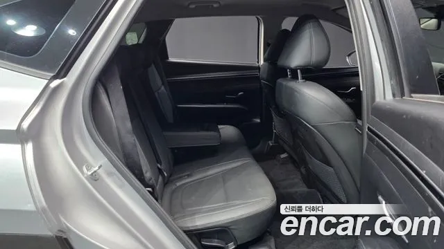 Hyundai Tucson Tucson (NX4) Дизель 2.0 4WD — Фото автомобиля 11