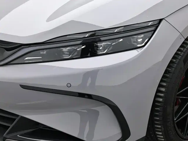 BYD Han — Фото автомобиля 17