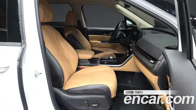 Kia Canival Carnival 4 поколение Бензин 7 мест Noblesse — Фото автомобиля 11