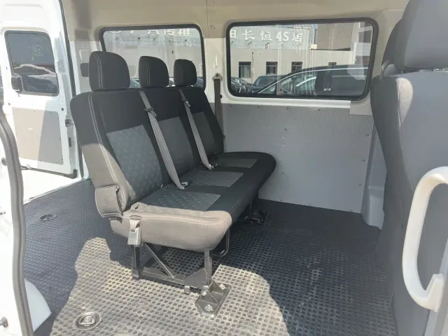 Maxus Xintu V80 — Фото автомобиля 7