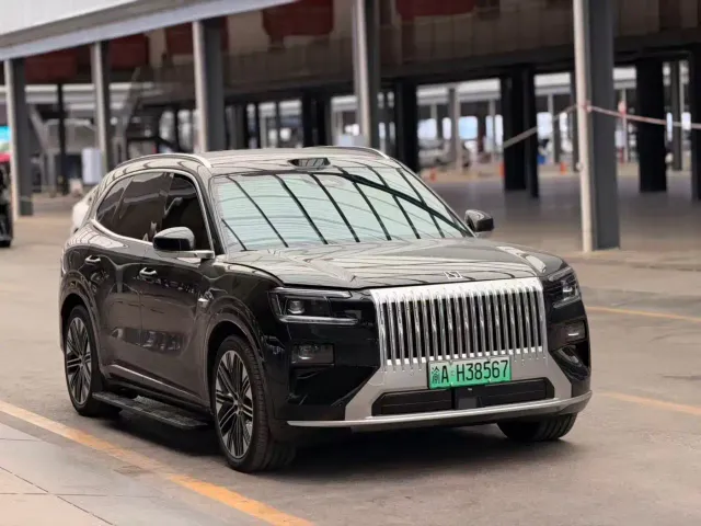 Zeekr 8X — Фото автомобиля 3