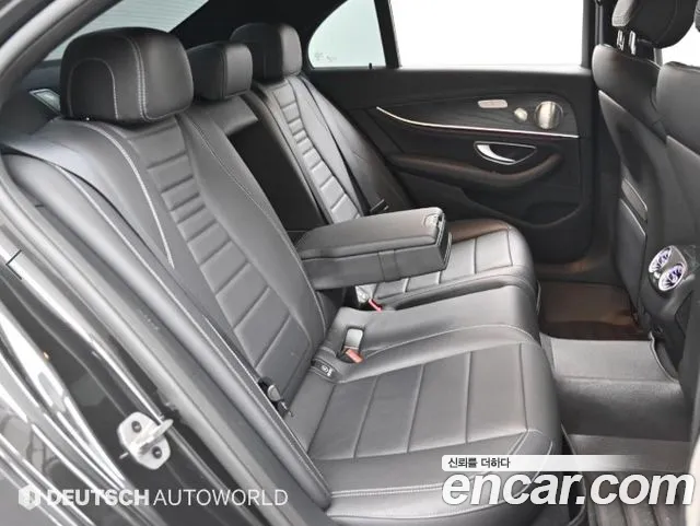 Mercedes-Benz E-Class W213 — Фото автомобиля 12