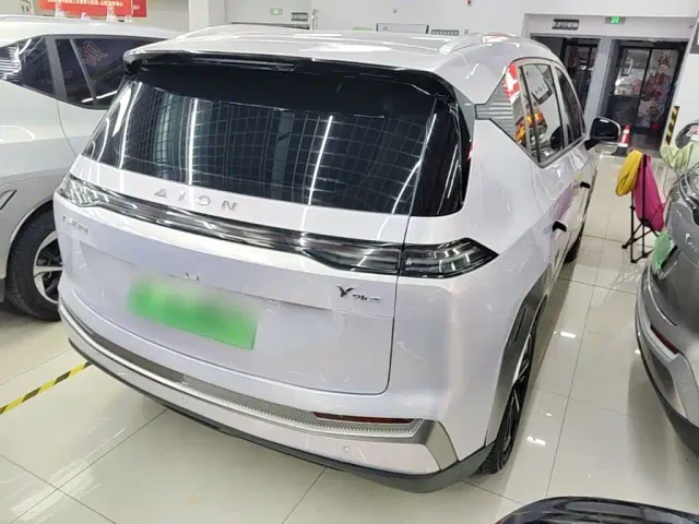 GAC Aion Y — Фото автомобиля 6