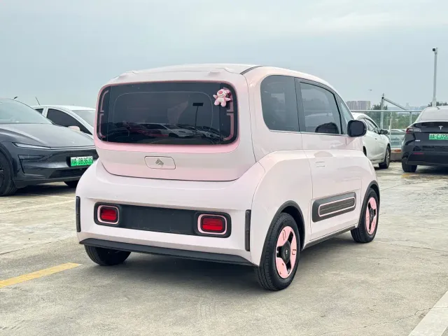 Baojun KiWi EV — Фото автомобиля 6