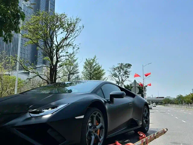 Lamborghini Huracan — Фото автомобиля 13