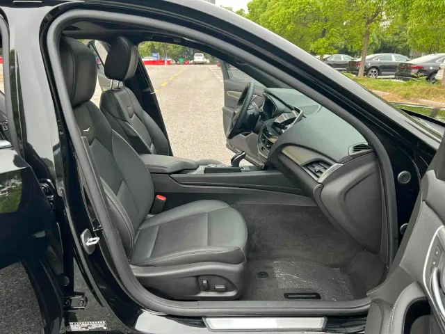Cadillac CT5 — Фото автомобиля 11