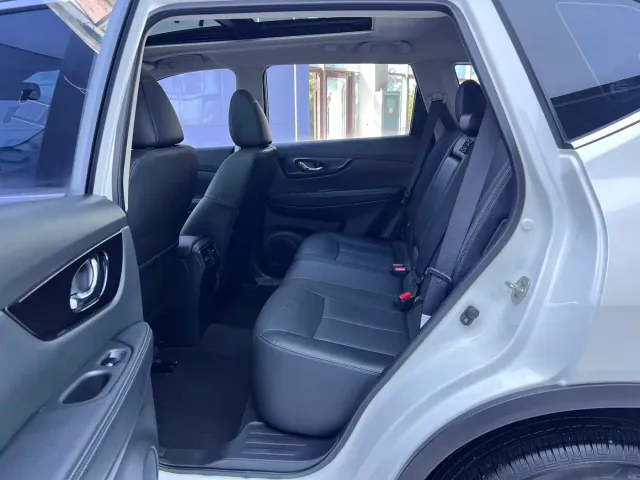 Nissan X-Trail — Фото автомобиля 15