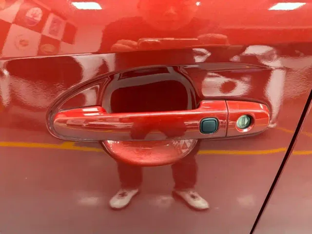 Toyota YARiS L Zhi Xuan 2022 1.5L CVT Luxury PLUS Edition — Фото автомобиля 16