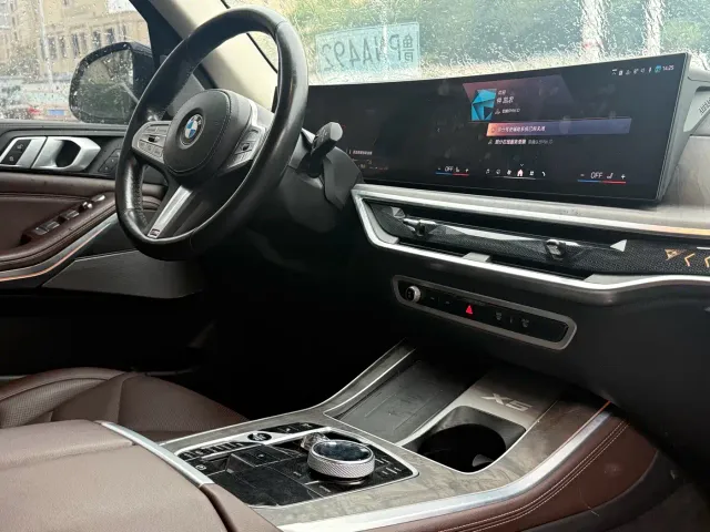 BMW X5 — Фото автомобиля 6