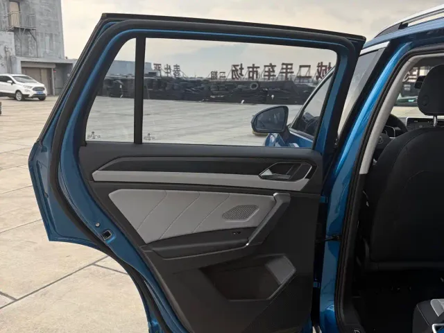 Volkswagen Tayron GTE Plug-in Hybrid — Фото автомобиля 16