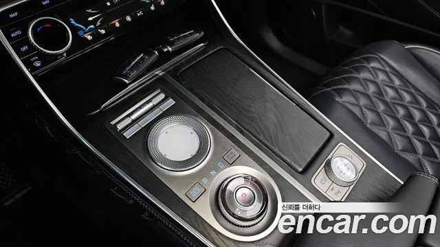 Genesis GV80 — Фото автомобиля 12
