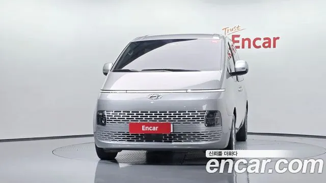 Hyundai Staria Staria Карго 5 мест — Фото автомобиля 3