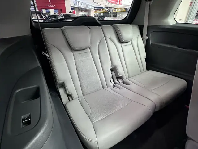 GAC Trumpchi GS8 — Фото автомобиля 27