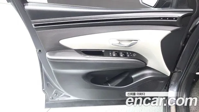 Hyundai Tucson Tucson (NX4) Бензин 1.6 Turbo 4WD — Фото автомобиля 6