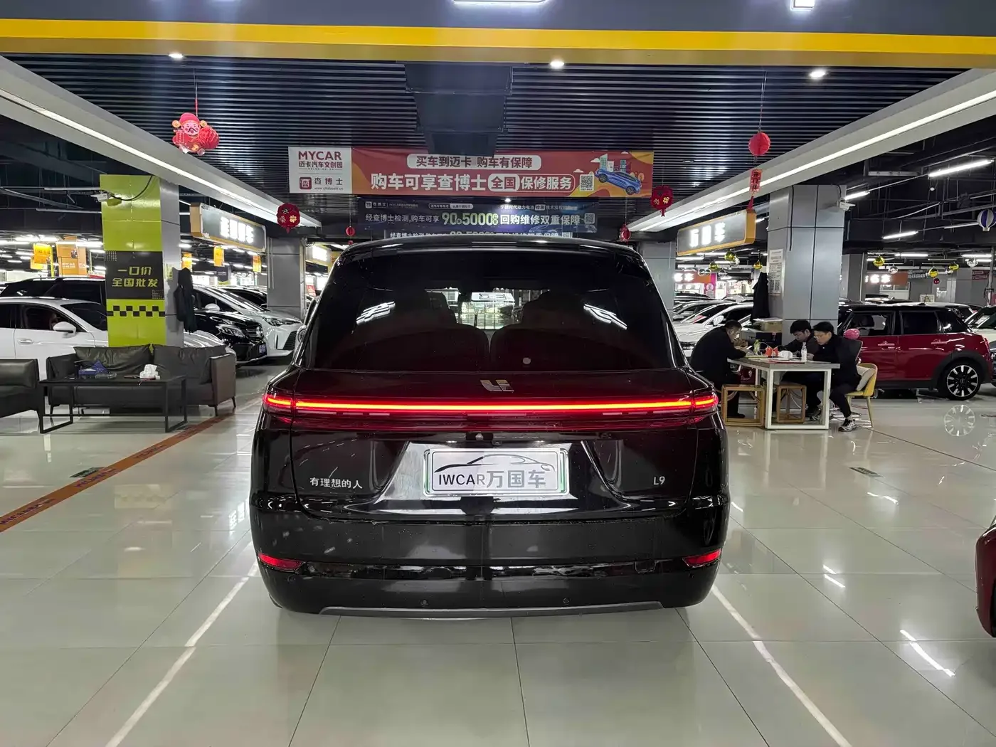 Li Auto Li Xiang L9 2022 Max — Фото автомобиля 9