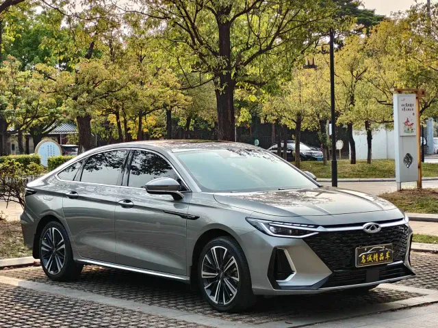 Chery Arrizo 8 — Фото автомобиля 3