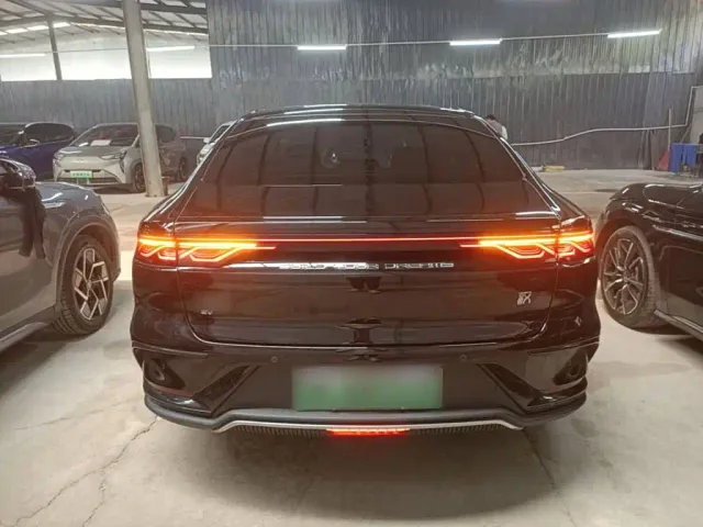BYD Han — Фото автомобиля 5