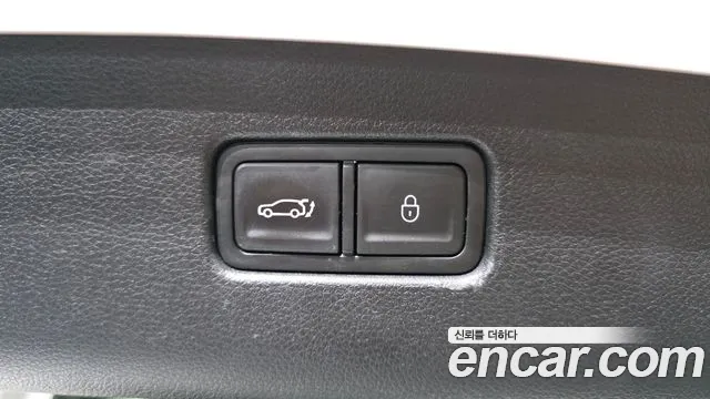 Genesis GV70 2.5T Бензин AWD — Фото автомобиля 27