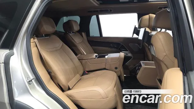 Land Rover Range Rover Generation 5 — Фото автомобиля 12