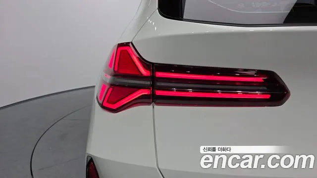 BMW X3 xDrive 20 M Sport Pro — Фото автомобиля 23