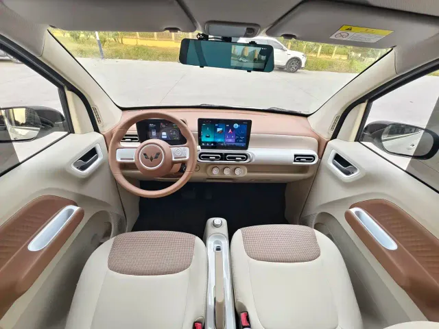 Wuling Hongguang Mini EV — Фото автомобиля 12