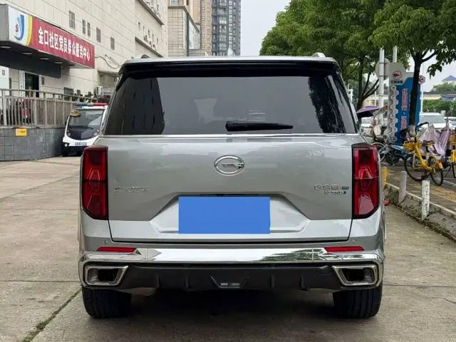 GAC Trumpchi Trumpchi GS8 2022 Dual Engine Series 2.0TM 4WD Flagship Edition (6-Seater) — Фото автомобиля 15