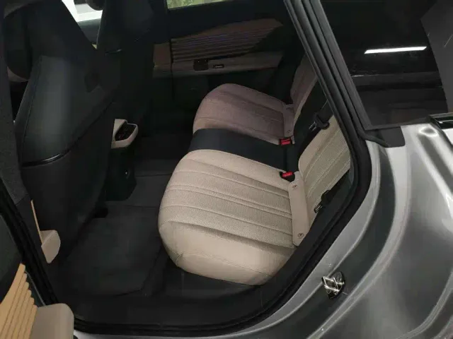 Audi E5 Sportback — Фото автомобиля 15