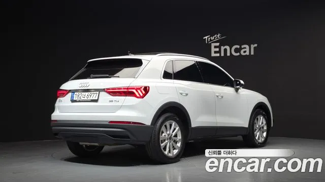 Audi Q3 — Фото автомобиля 2