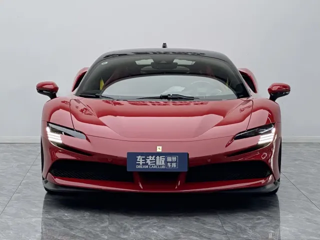 Ferrari SF90 — Фото автомобиля 2