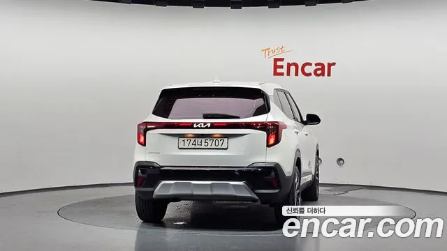 Kia Seltos New — Фото автомобиля 4