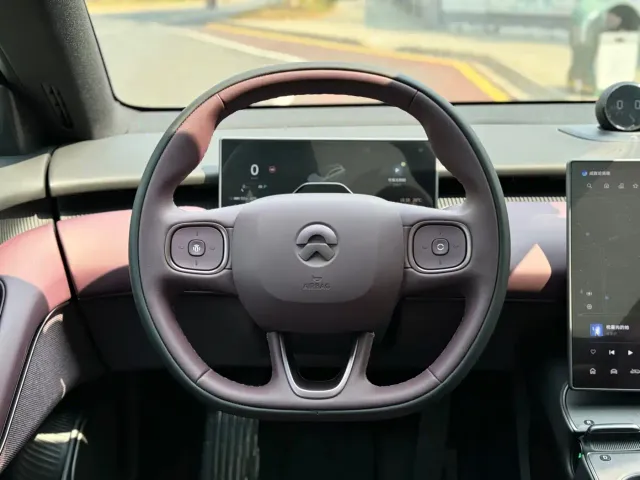Nio ET5 Touring — Фото автомобиля 14