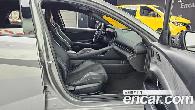 Hyundai AVANTE — Фото автомобиля 11