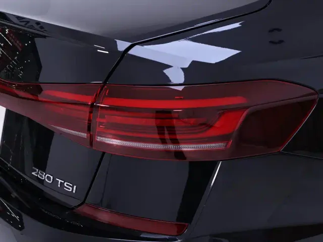 Volkswagen Passat — Фото автомобиля 9
