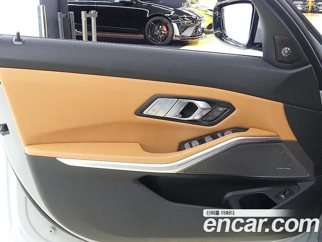 BMW 3-Series 3 серия (G20) 320i M Sport — Фото автомобиля 17