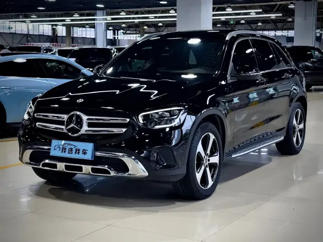 Фотография автомобиля — Mercedes-Benz GLC-Class