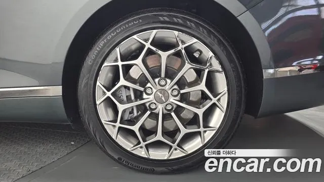 Genesis G80 Бензин 2.5 турбо AWD — Фото автомобиля 15