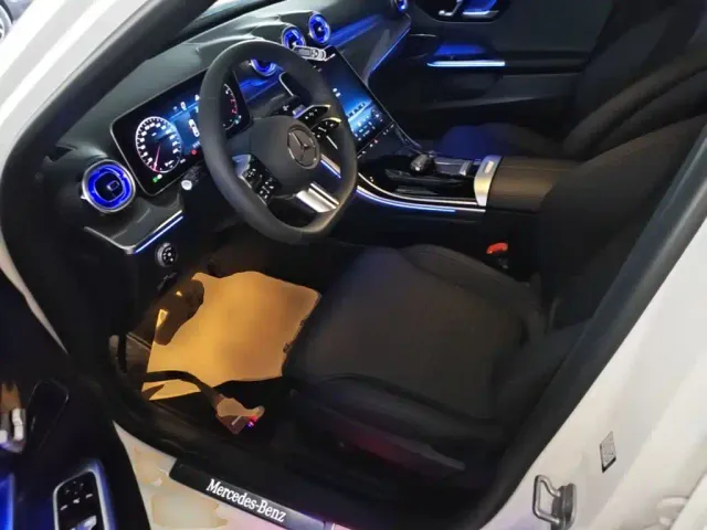 Mercedes-Benz C-Class — Фото автомобиля 14