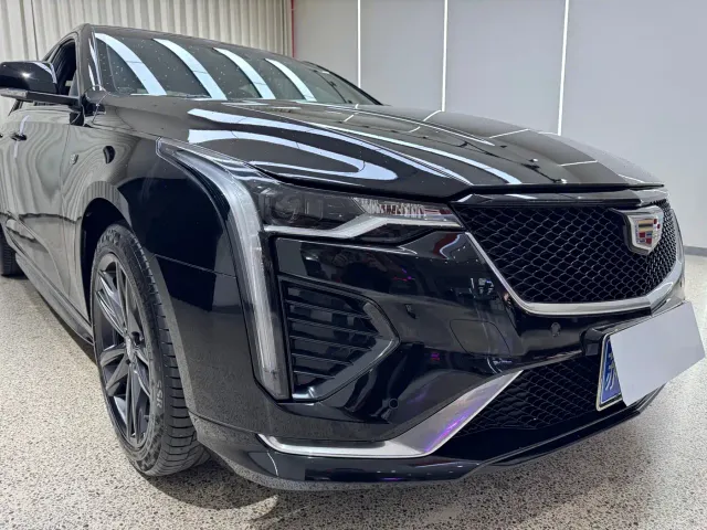 Cadillac CT4 — Фото автомобиля 5