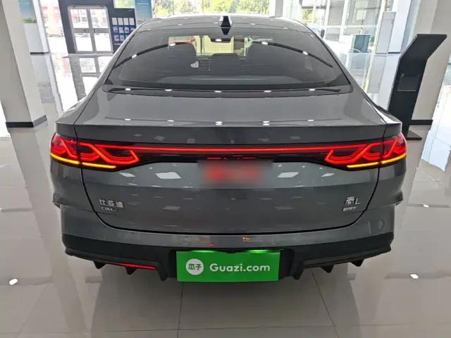 BYD Qin L — Фото автомобиля 5