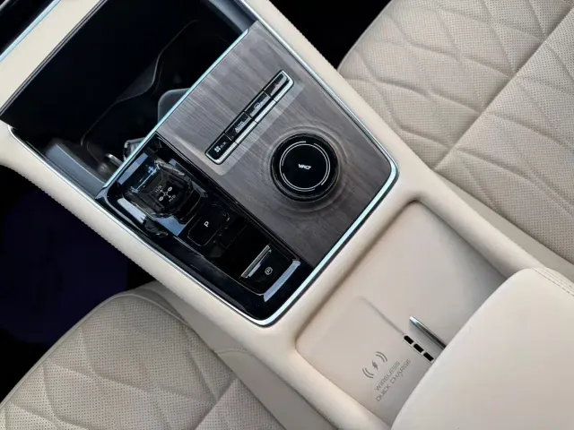 Geely Xingyue L — Фото автомобиля 11