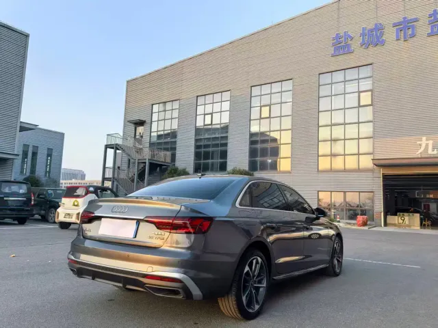 Audi A4L — Фото автомобиля 5