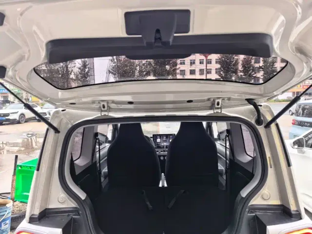 Wuling Hongguang Mini EV — Фото автомобиля 18