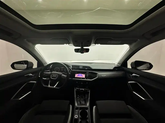 Audi Q3 — Фото автомобиля 16