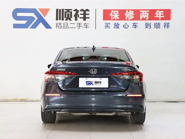 Honda Civic — Фото автомобиля 5