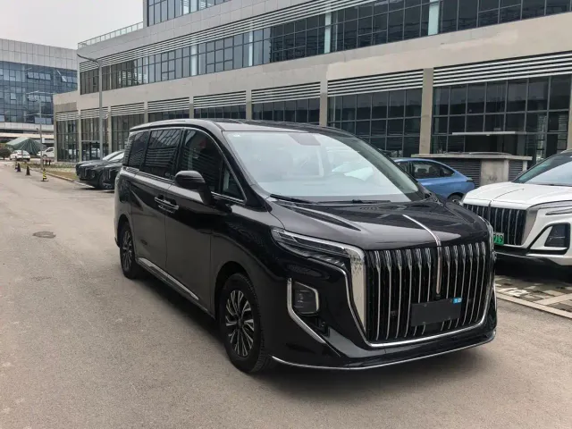 Hongqi HQ9 PHEV — Фото автомобиля 3