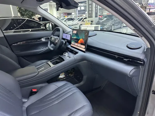 Geely Galaxy E5 — Фото автомобиля 13