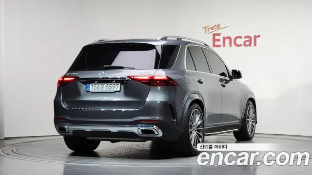 Mercedes-Benz GLE-Class — Фото автомобиля 2