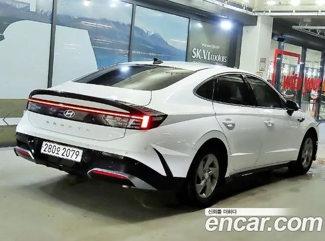 Hyundai Sonata — Фото автомобиля 4
