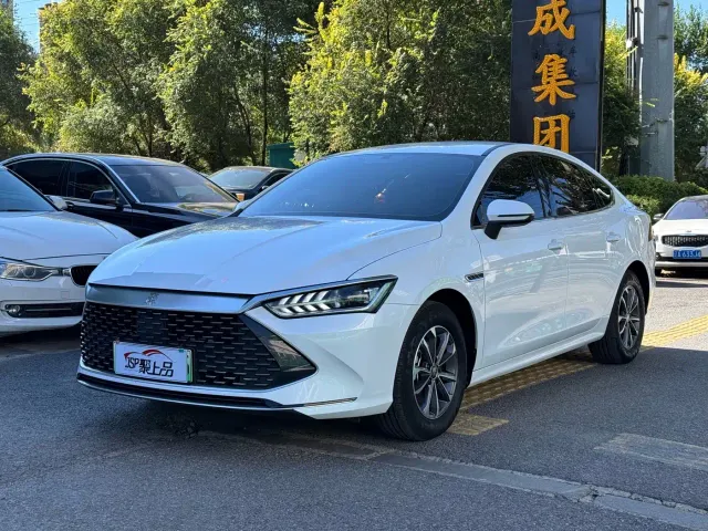 Фотография автомобиля — BYD Qin PLUS