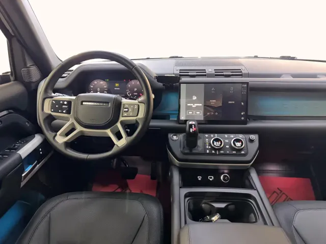 Land Rover Defender — Фото автомобиля 24